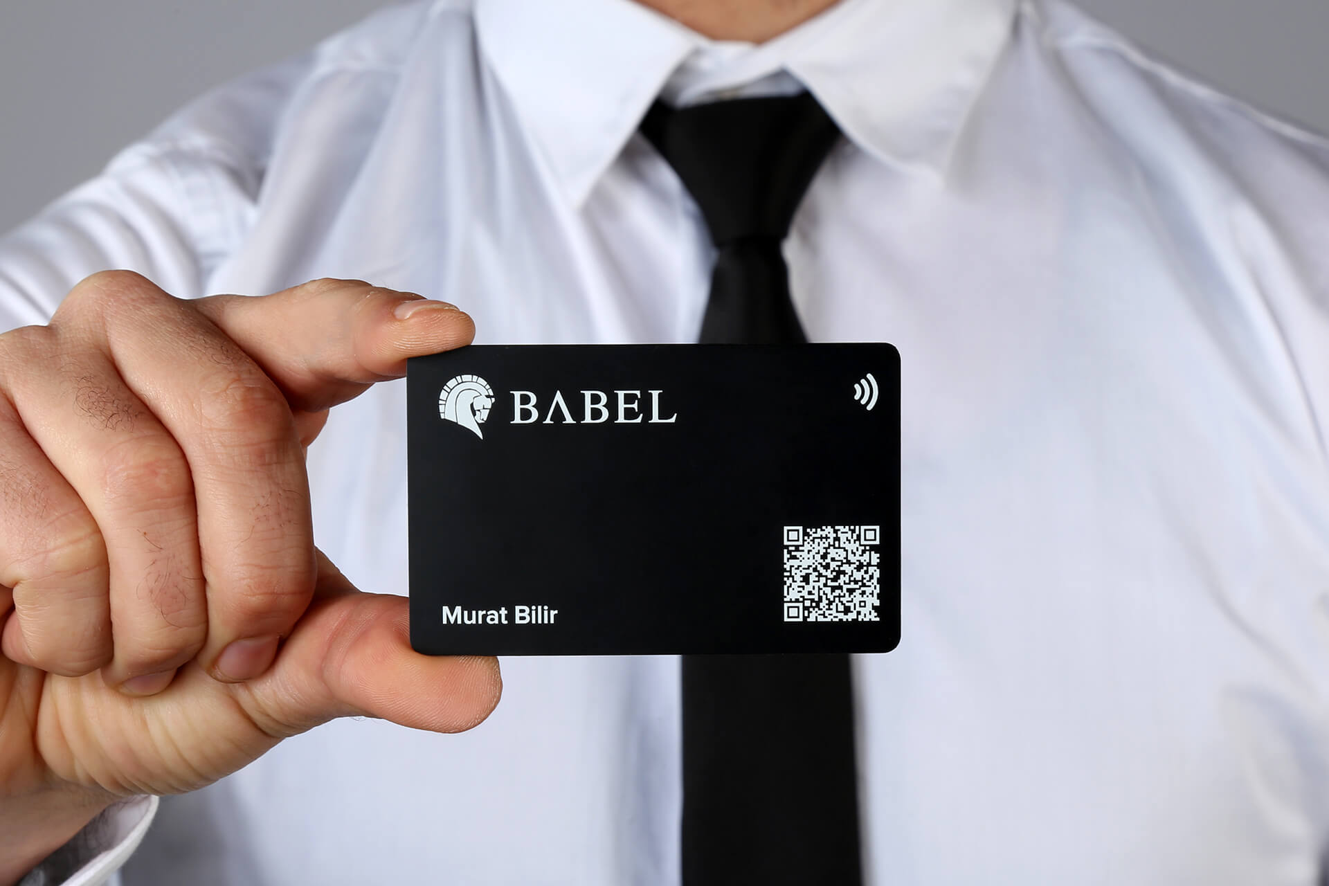 Professional Businesses Use Digital NFC Business Cards