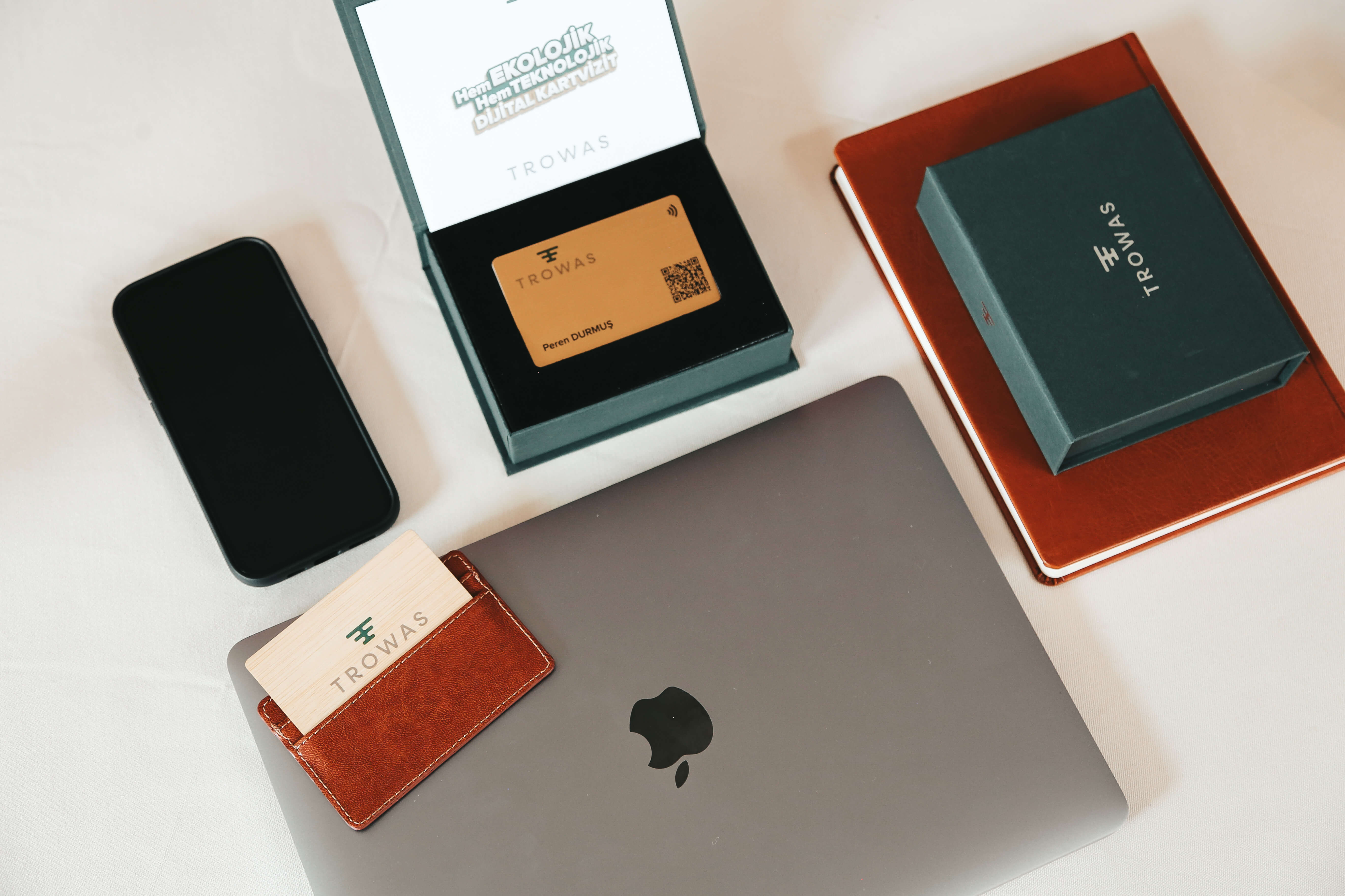 5 Reasons to Start Using Digital Business Cards