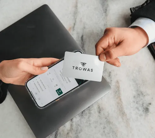 5 Benefits of Digital Cards