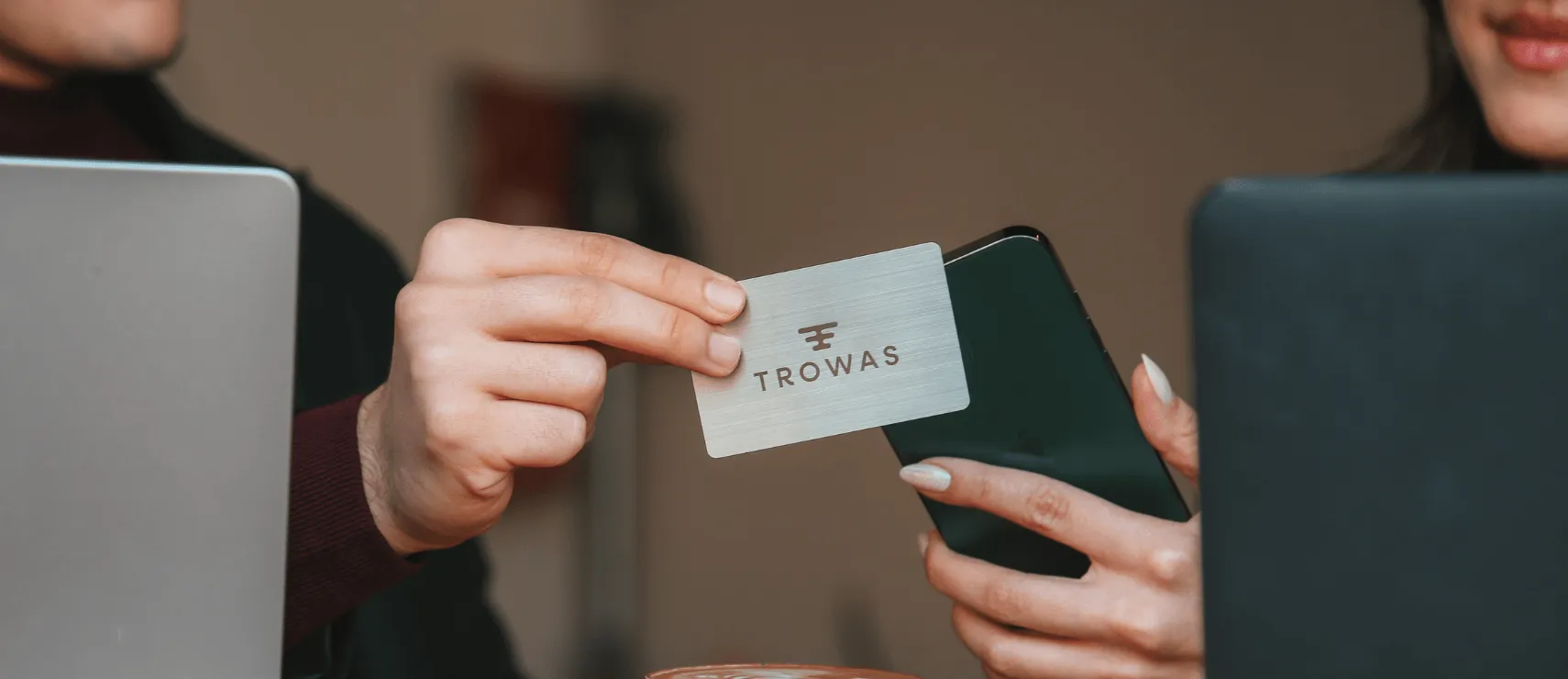5 Benefits of Digital Cards